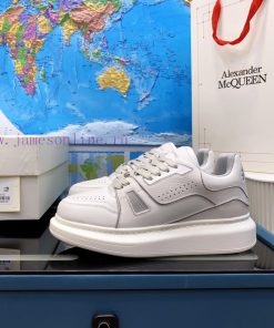 Heavy newsLV. McQueen Alexander McQueenThe first collaboration of autumn and winter luxury sc2os15qi
