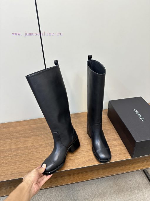 Chanel Autumn/Winter New Chanel Knight Boots Long BootsThis knight boot is truly a representdan8crof - Image 9