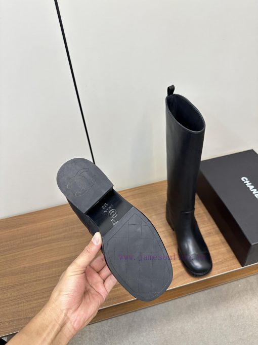 Chanel Autumn/Winter New Chanel Knight Boots Long BootsThis knight boot is truly a representdan8crof - Image 11