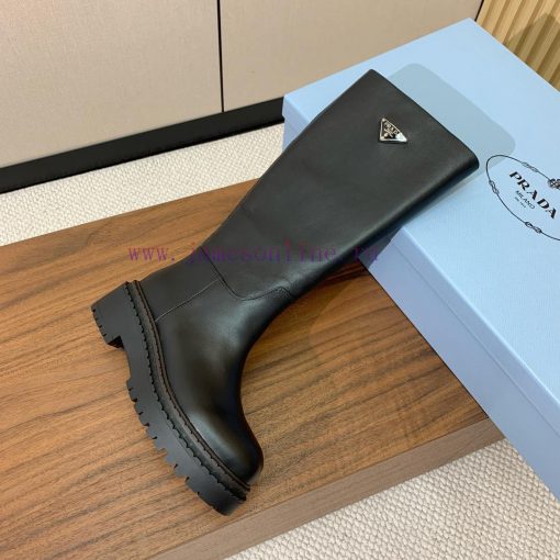 The classic design of Prada autumn and winter boots, with texture and details that fill the 1dwi2psz - Image 6