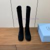 Prada autumn and winter thick heeled long boots have a high-end and atmospheric appearance. bb1xyny2
