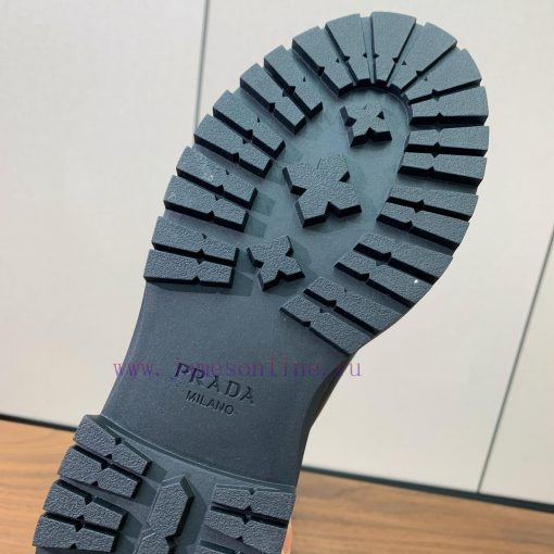 The classic design of Prada autumn and winter boots, with texture and details that fill the 1dwi2psz - Image 9