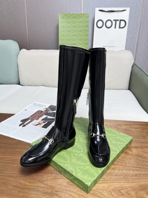 GUCCI has launched a new classic style with brand elements radiating new vitality. The zippe2zm9b6hm - Image 4