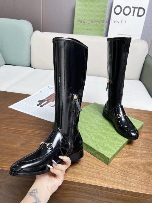 GUCCI has launched a new classic style with brand elements radiating new vitality. The zippe2zm9b6hm - Image 6