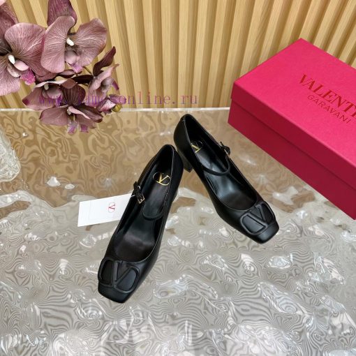 -- New Warren——————2024 Top Quality Valentino Coarse Heel Mary Jane Single Shoes with Exquisqesmu1ec - Image 7