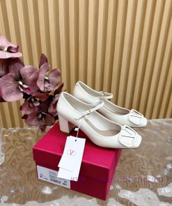-- New Warren——————2024 Top Quality Valentino Coarse Heel Mary Jane Single Shoes with Exquis4p6i1fbq