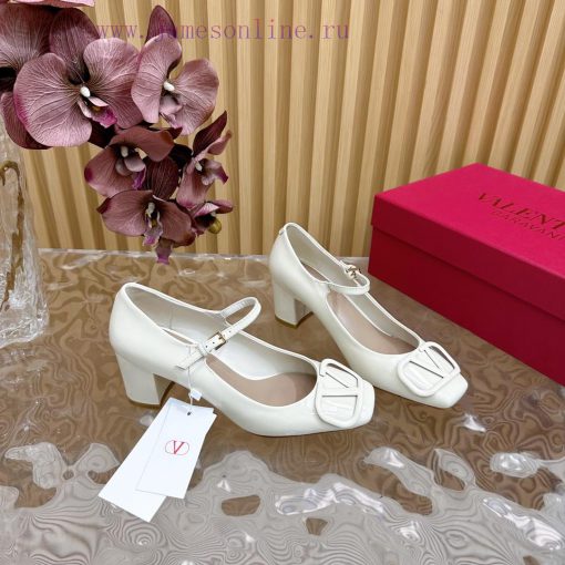 -- New Warren——————2024 Top Quality Valentino Coarse Heel Mary Jane Single Shoes with Exquis4p6i1fbq - Image 8