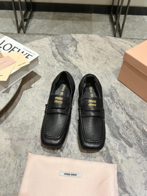 Flat bottomed middle heel 10MIUMIU 25 Spring/Summer Paris Fashion Show New Product Runway Stdbgfa34d - Image 3
