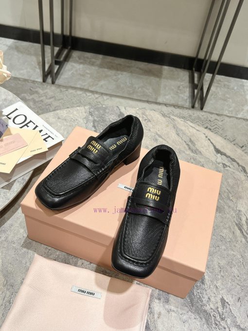 Flat bottomed middle heel 10MIUMIU 25 Spring/Summer Paris Fashion Show New Product Runway Stdbgfa34d - Image 7