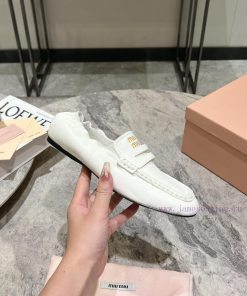 Flat bottomed middle heel 10MIUMIU 25 Spring/Summer Paris Fashion Show New Product Runway St87cjr8ra