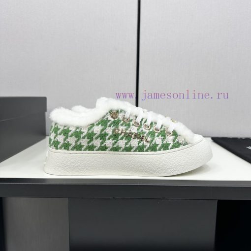 Chane2024 Top Casual SneakersThis classic design features a shoe upper with a variety of embqsecc6s1