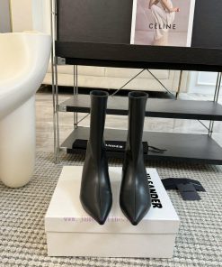 Jil Sander 24ss autumn and winter pointed low heel straight leg bootsMinimalist, soft, comfohw2nfhsr
