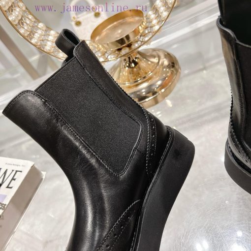 Miu Miu new retro short bootsA must-have for popular sports shoes in terms of appearance. It5dfjaon1 - Image 7