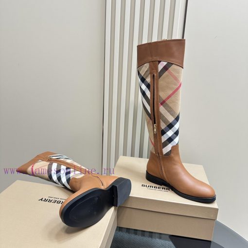 Top tierBurberry BBR is designed by designer Daniel Lee for 24/7 autumn and winter. The atmoi23b921l - Image 5