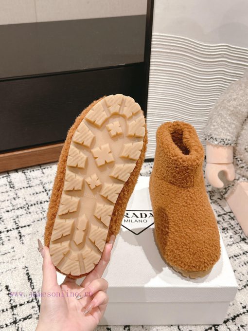 Top qualityPrada fw24 new arrival～P Home 2024 Autumn/Winter New Triangle Logo Hairy BootsHowjppsohwq - Image 10