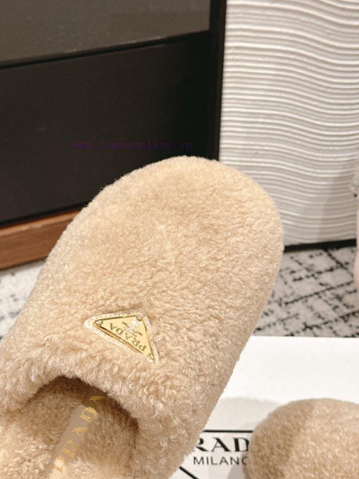 Top qualityPrada fw24 new arrival～P Home 2024 Autumn/Winter New Hairy SlippersHow could a pa501gsxrv - Image 7