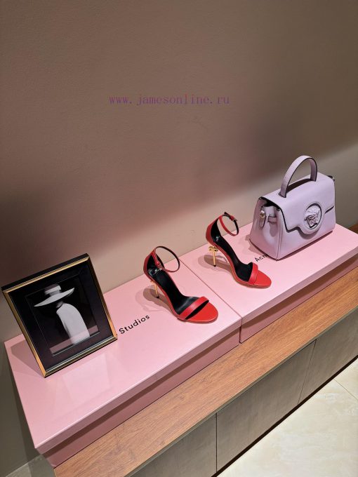 Try different Elisabetta Franchi high heelsA light luxury brand Elisabetta FranchiElisabetta1si8u9qj - Image 2
