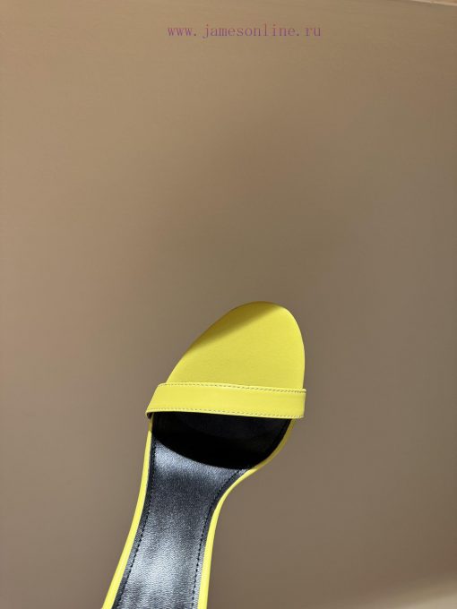 Try different Elisabetta Franchi high heelsA light luxury brand Elisabetta FranchiElisabettavnblnjn2 - Image 5