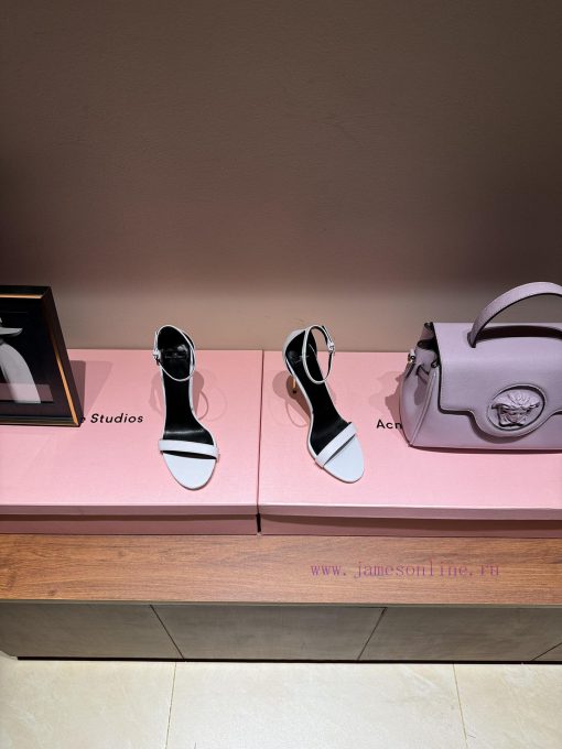 Try different Elisabetta Franchi high heelsA light luxury brand Elisabetta FranchiElisabettamda6hiyy - Image 3