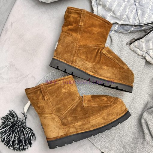 Acne Studio: the only matching detail in the market, Fw24 chubby snow boots; Little Red Books4me97w6