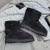 Acne Studio: the only matching detail in the market, Fw24 chubby snow boots; Little Red Bookpgjj95fd
