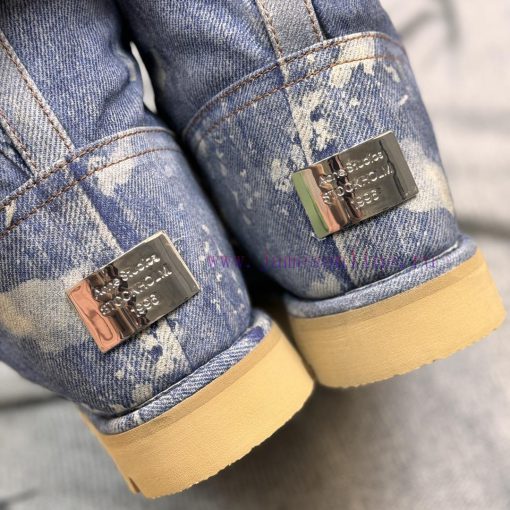 Acne Studio: the only matching detail in the market, Fw24 chubby snow boots; Little Red Booka99cv9fl - Image 9
