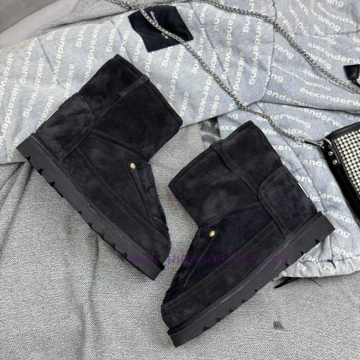 Acne Studio: the only matching detail in the market, Fw24 chubby snow boots; Little Red Bookpgjj95fd - Image 9