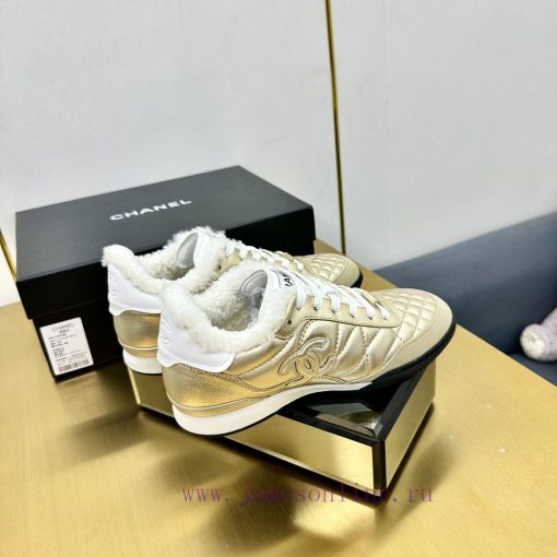 In the wool, in the woolChanel 24A full leather panda color matching white shoes, casual sporibue4g0 - Image 10