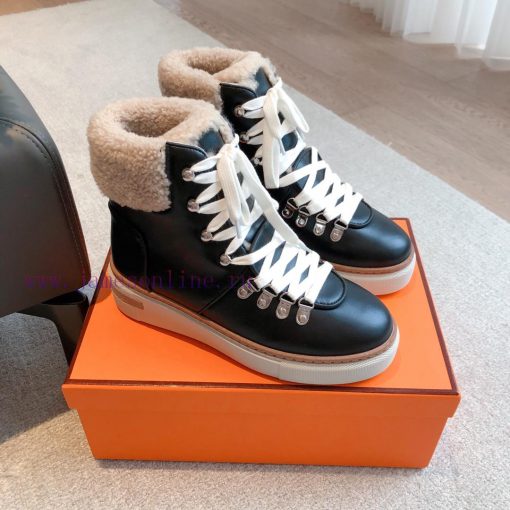 Hermes 24ss autumn and winter new boots from Dongguan, featuring classic boot shapes and Bri145cvrhf