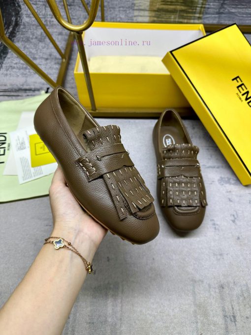 Latest FENDI loafers, made of military green lychee patterned cowhide fabric, with two layerhty40bvj - Image 2