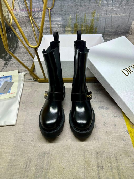 D-Quest and ankle boots are a new interpretation of classic motorcycle style boots, showcasisycs27hi - Image 4