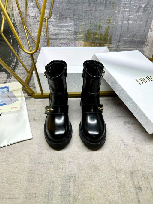 D-Quest and ankle boots offer a new interpretation of classic motorcycle style boots, showcawwo6bs9d - Image 5