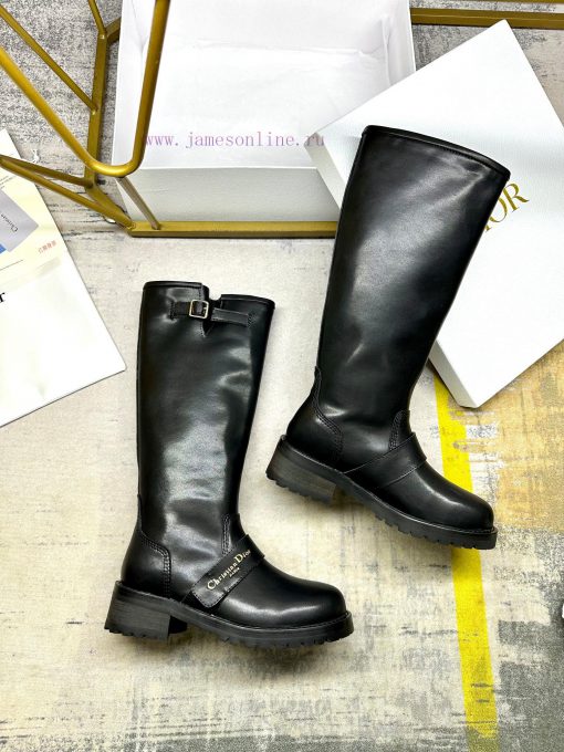 D-Quest presents a new interpretation of classic motorcycle style boots, highlighting Dior'sfkwgb8oj - Image 5