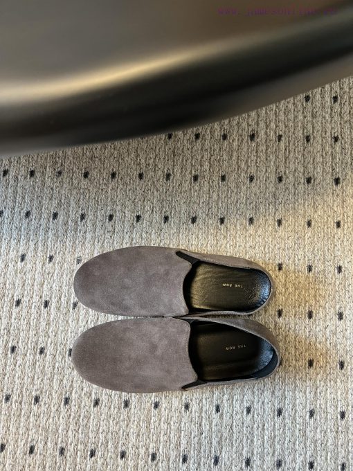 Therow 24ss early autumn new soft soled minimalist single shoeThe upper of the shoe is made 7rrb0ndn - Image 3