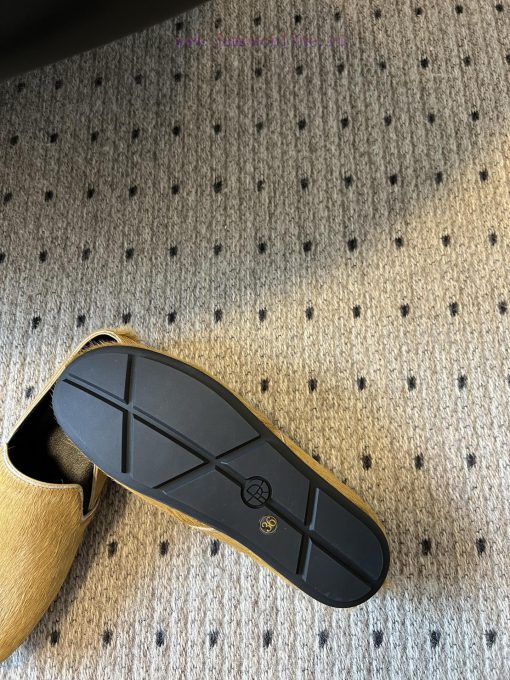 Therow 24ss early autumn new soft soled minimalist single shoeThe upper of the shoe is made 6fhxs3ib - Image 8