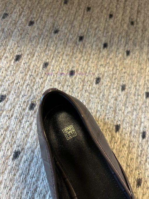 Toteme 24/Minimalist Square Head Single ShoeThe minimalist style resembling The Row has attrq7rl47if - Image 7