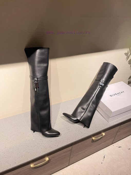GIVENCHY new metal buckle boots from GivenchyThe pants and boots that are popular in the fasajhyhqxu - Image 4