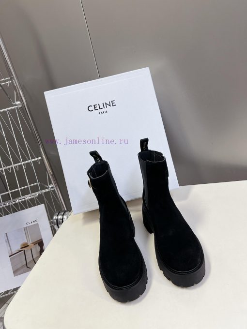 Celine's latest autumn and winter fashion show, Lisa's Martin boots with many celebrities an9k5xaa7p - Image 2