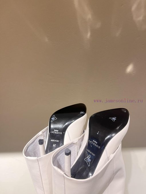 GIVENCHY new metal buckle boots from GivenchyThe pants and boots that are popular in the fas2u0vqkxn - Image 9