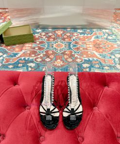 GUCCi high-heeled sandals series, every detail has been carefully polished. This sandal is mqzyb6kh1