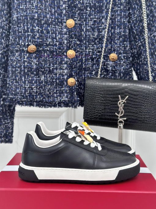 Roger Vivie RV24ss New White ShoesThe shoe design is very delicate and not softNot picky aboixgohwy1 - Image 2