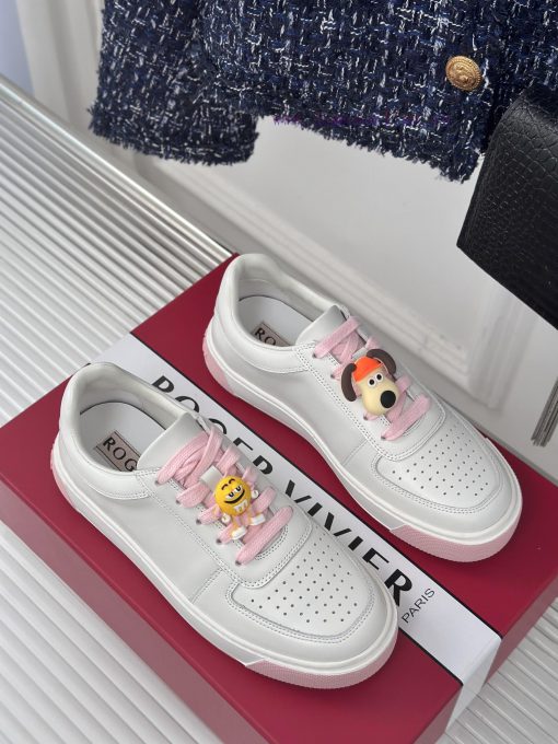 Roger Vivie RV24ss New White ShoesThe shoe design is very delicate and not softNot picky abostn1gldy - Image 4