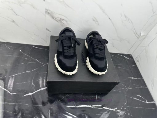 JIL SANDERThe most commonly worn shoes during leisure commuting are moral training shoesTherqhda709r