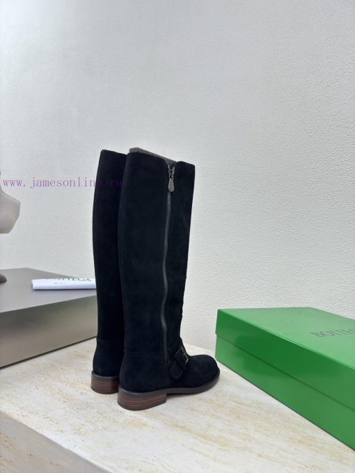 The original development of BottegaVeneta zipper boots took more than three months to perfeccxlgkk41 - Image 6