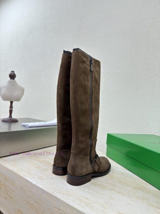 The original development of BottegaVeneta zipper boots took more than three months to perfec4k34uvsh - Image 5
