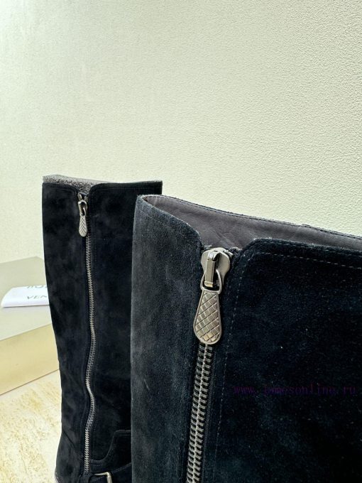 The original development of BottegaVeneta zipper boots took more than three months to perfeccxlgkk41 - Image 8