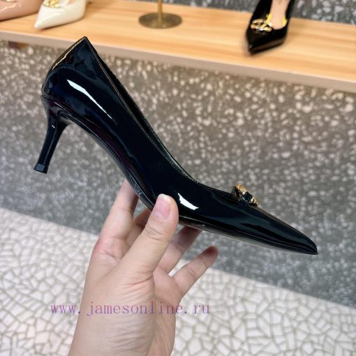 Valentino's hottest new productHigh heels and single shoesThe perfect combination of the latiokq76mg - Image 4