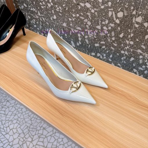 Valentino's hottest new productHigh heels and single shoesThe perfect combination of the latvo3tlr84 - Image 7