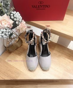 Valentino Garavani Lychee Leather Strap Wedge Sandals-Metal effect processing rivet decoratiwxu5uwpj