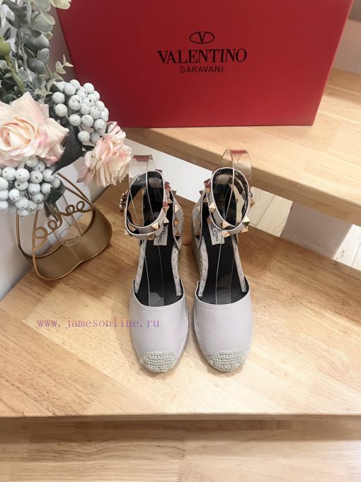 Valentino Garavani Lychee Leather Strap Wedge Sandals-Metal effect processing rivet decoratiwxu5uwpj